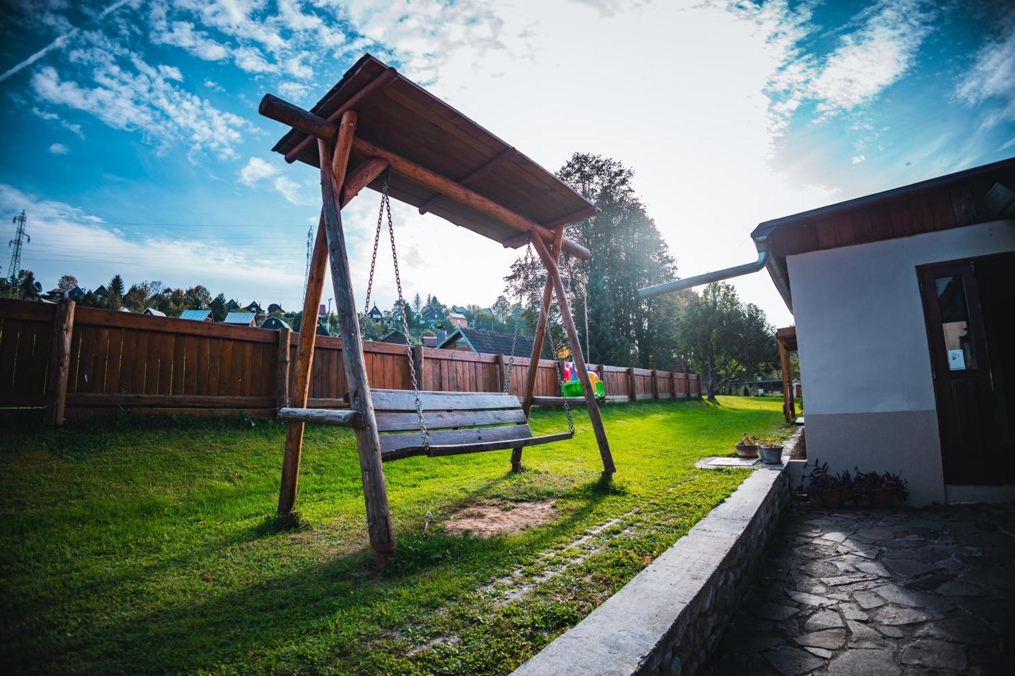Eden Guest House Brezno Dış mekan fotoğraf