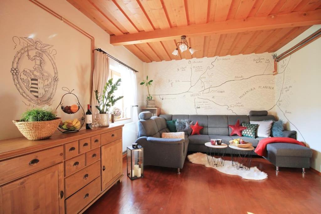 Eden Guest House Brezno Dış mekan fotoğraf