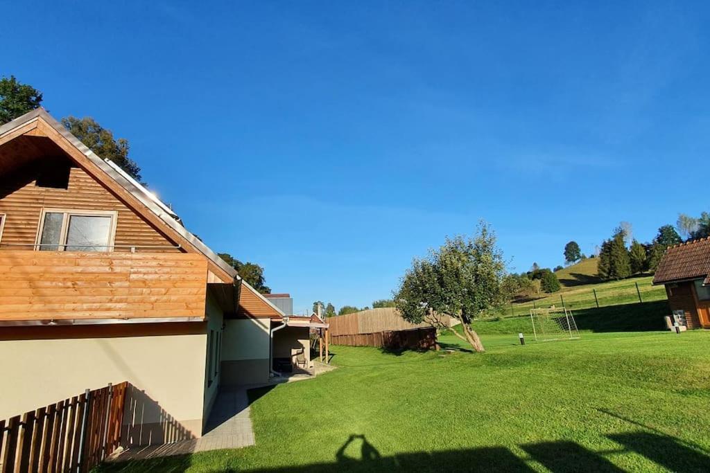 Eden Guest House Brezno Dış mekan fotoğraf